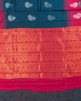 SC4402 - Litchi Silk With Zari Lines Along Body